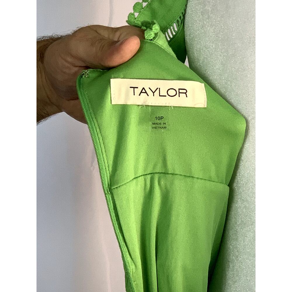 Taylor Petite V-Neck Sleeveless Lace Dress – Lime Green – Size 10P – NWT - Picture 6 of 7